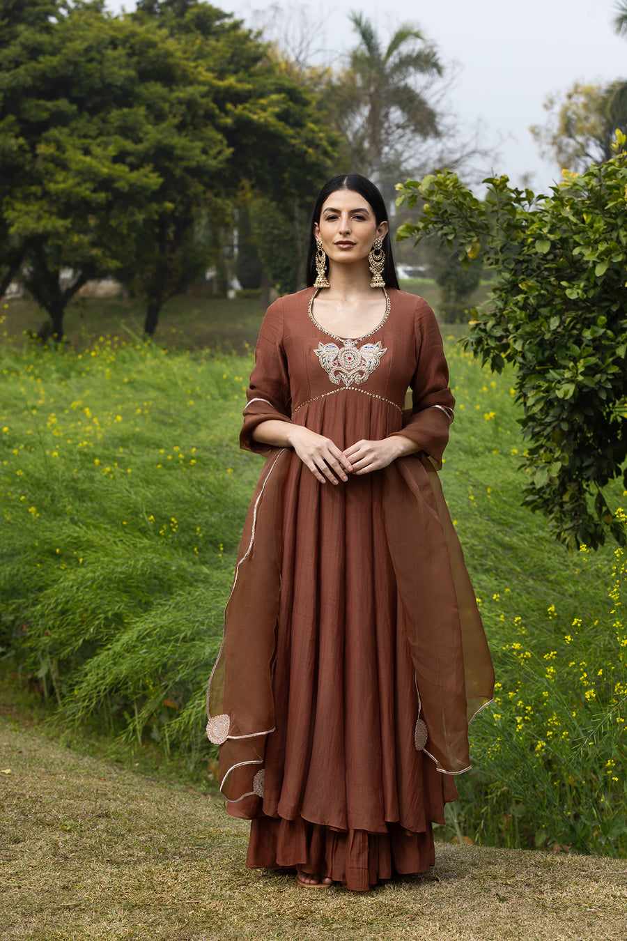 Mehr-e-Zameen Anarkali set
