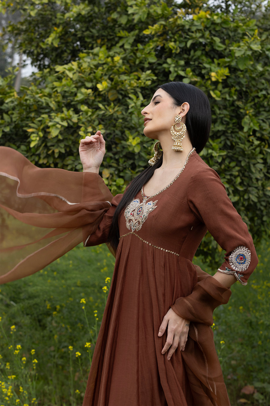 Mehr-e-Zameen Anarkali set