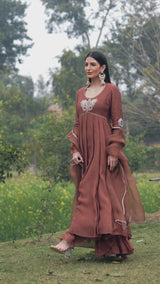 Mehr-e-Zameen Anarkali set
