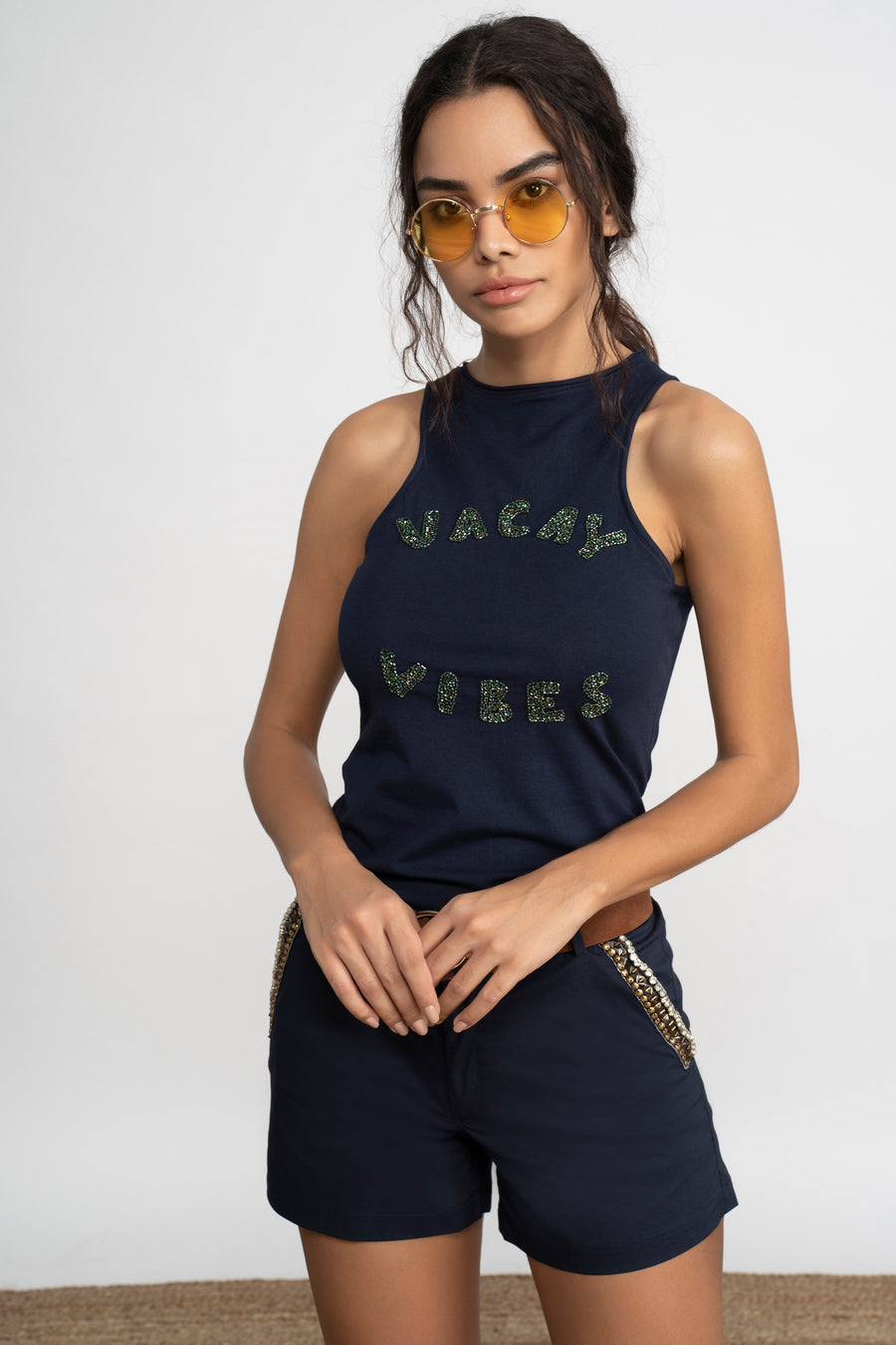 VACAY VIBES TEE